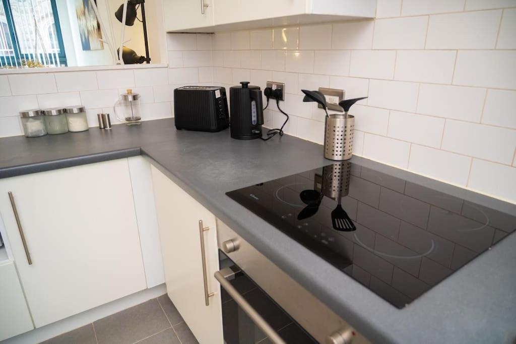 2 Bed Apt In Leeds City Centre Exterior photo